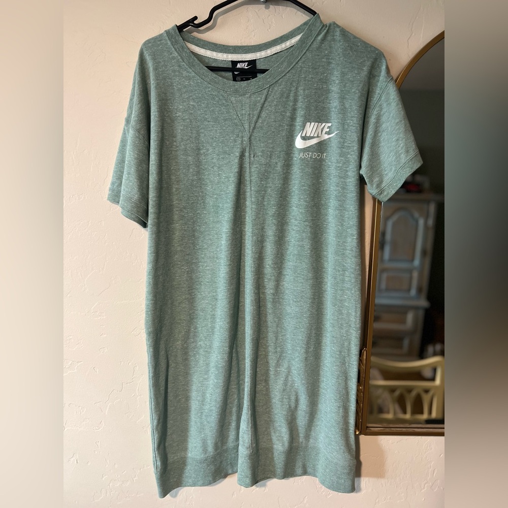 Nike T- Shirt Dress Casual Just Do It Logo Short Sleeve Round Neck Size M